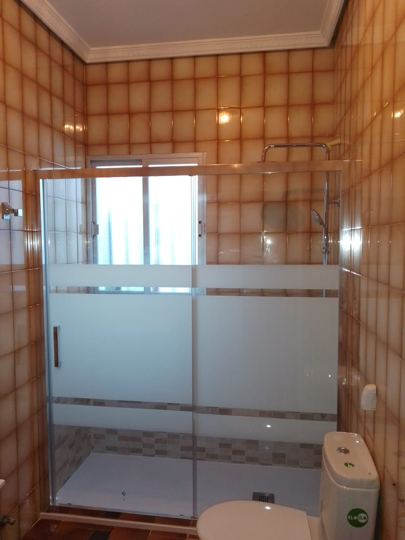 Reformas Duchas Y Servicios 4