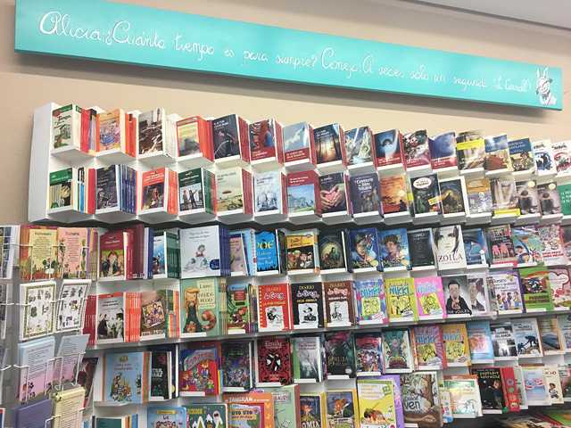 Librer&iacute;a Don Bosco 6