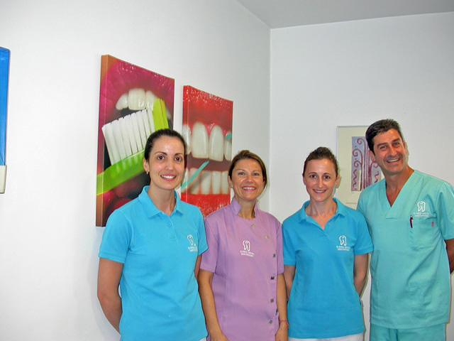 Cl&iacute;nica Dental Monterroso 3