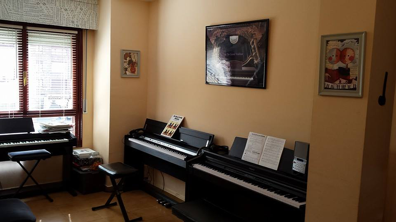 Roland Escuela de Música Mungia