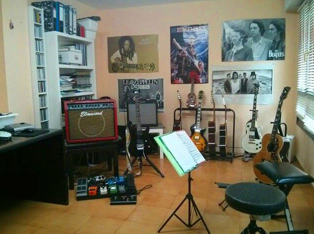 Roland Escuela de Música 9