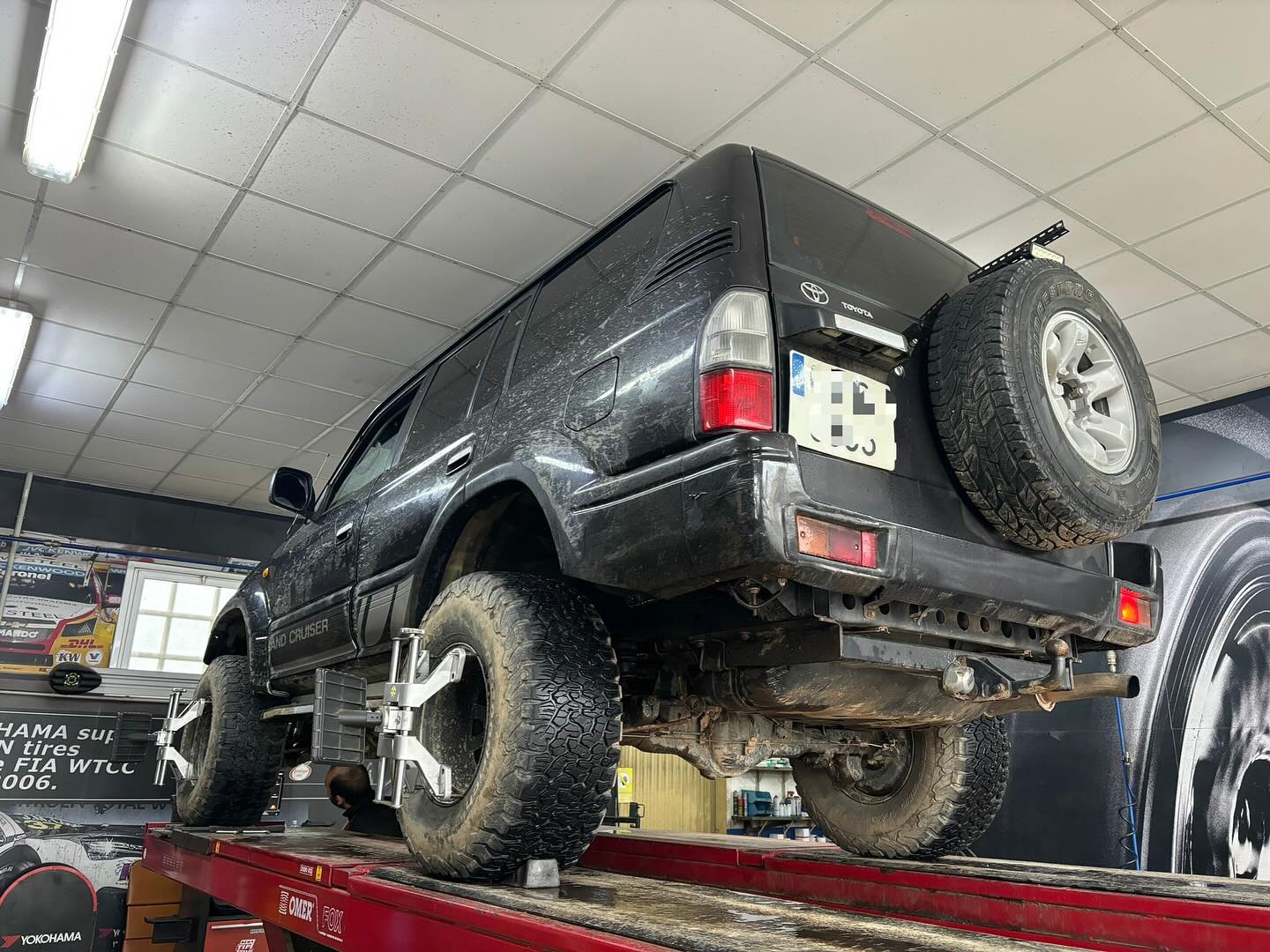 Neumaticos Magafey S.L. 6