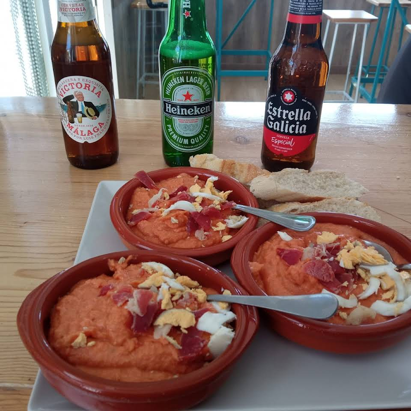 Gasolinera de Salar 3