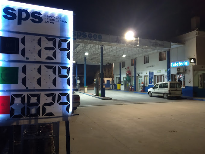 Gasolinera de Salar Salar