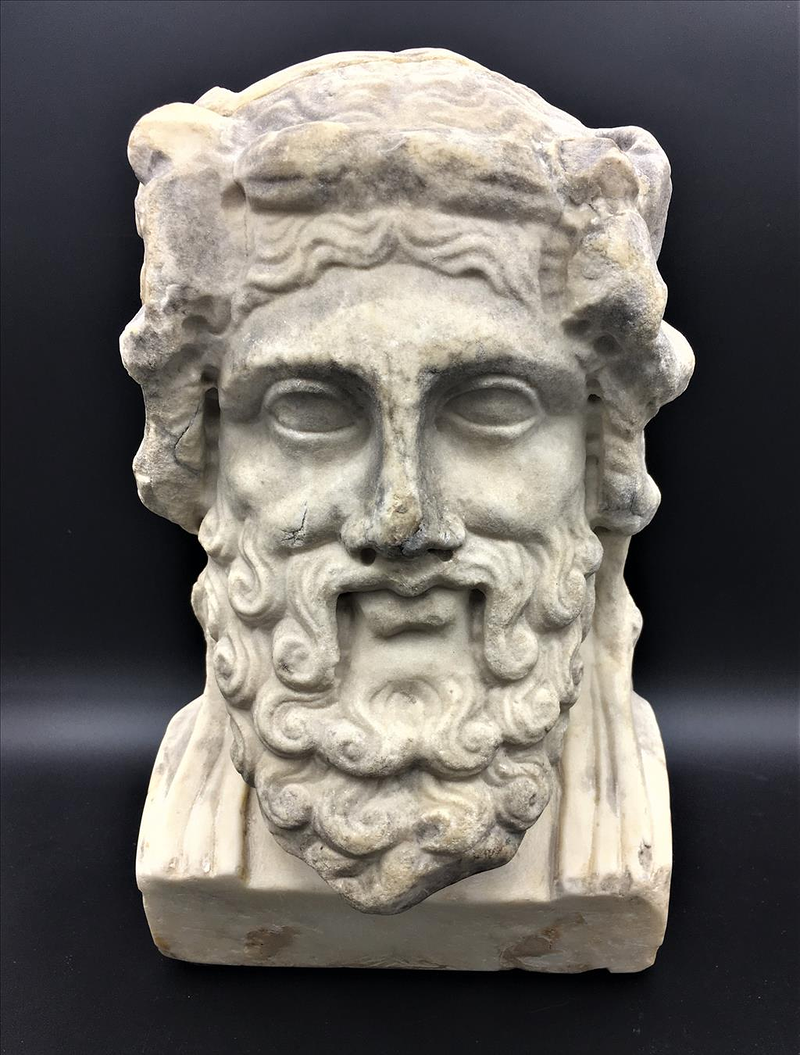 Entred&oacute;s Antig&uuml;edades 6