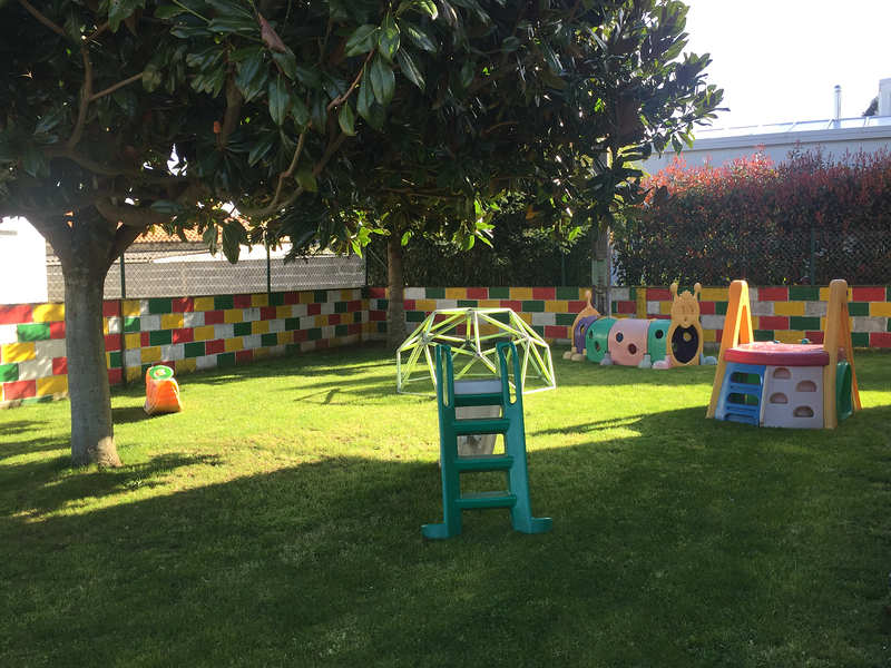 Escuela Infantil Trasnos 2