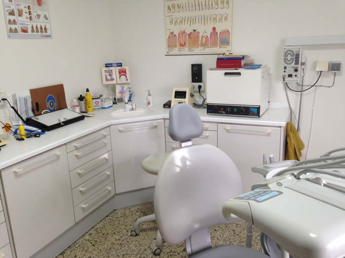 Cl&iacute;nica Dental Doctor Manuel &Aacute;ngel Fern&aacute;ndez Ratero 6