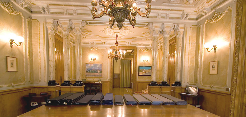 Sastrería Gonzalo Larrainzar SASTRERIAS