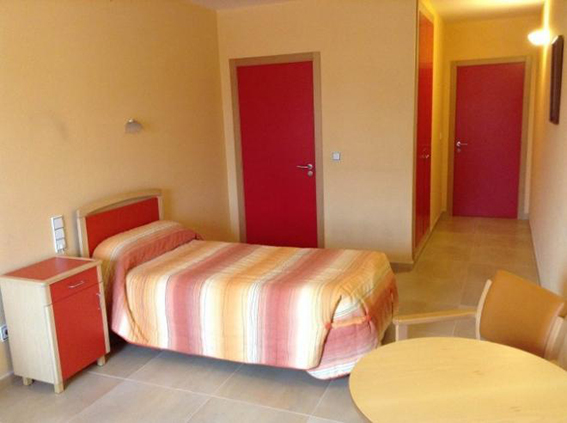 Residencia Villa Del Tratado 2