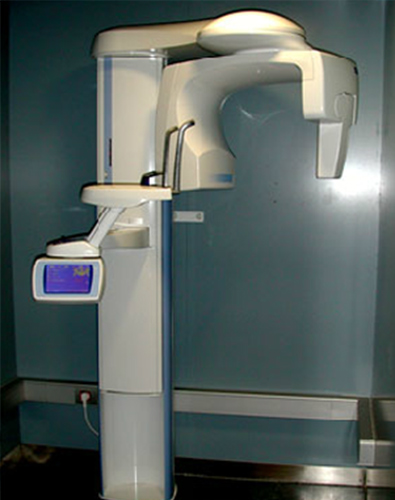 Cl&iacute;nica Maxilofacial Dr. Rafael de Paz S&aacute;nchez 3