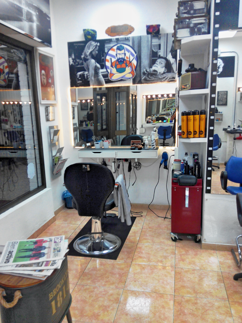 Isidro Peluqueros 21