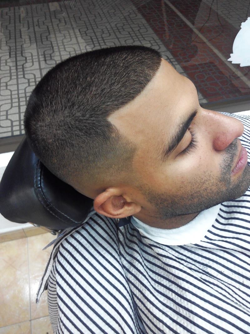 Isidro Peluqueros 19