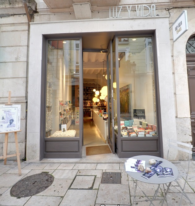 Librería Luz Y Vida LIBRERIAS