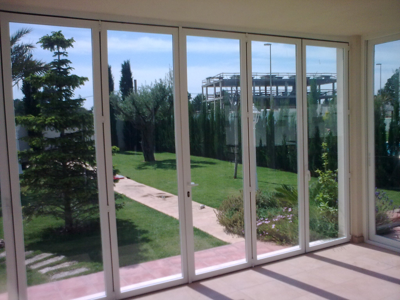CLAVER Aislamiento + Confort - Ventanas PVC y Aluminio en Valencia València