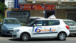 Autoescuela 6 Pedales AUTOESCUELAS Autoescuela 6 Pedales AUTOESCUELAS