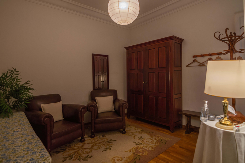 Estudio de Yoga Costa 7 5