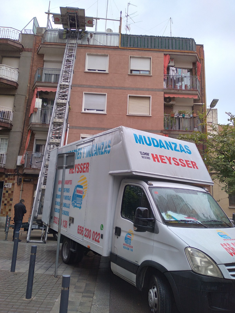 Heysser | Mudanzas Urgentes Baratas Manresa 4