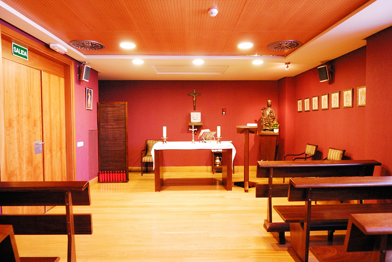 Centro Residencial Sanitas Mirasierra 12