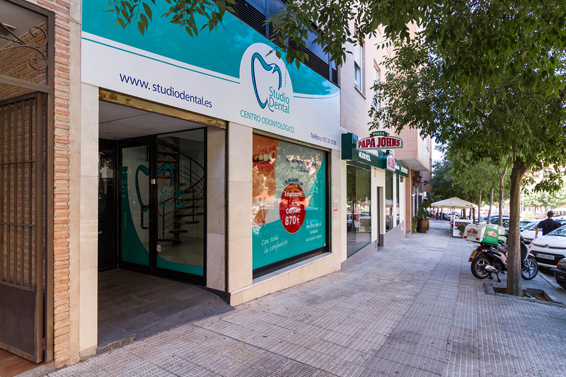 Studio Dental CLINICAS DENTALES