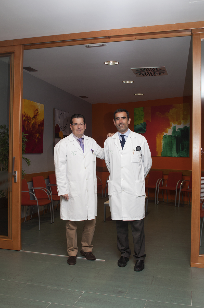 Centro de Ojos de La Coruña MEDICOS ESPECIALISTAS OFTALMOLOGIA
