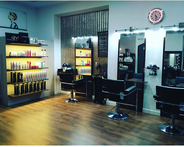 Peluquerias Esther Olivera PELUQUERIAS UNISEX