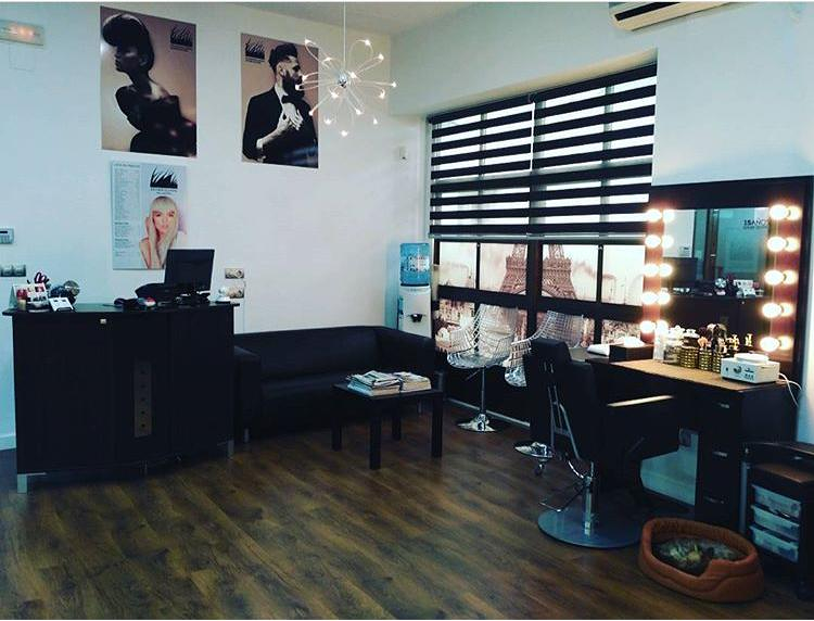 Peluquerias Esther Olivera Cáceres