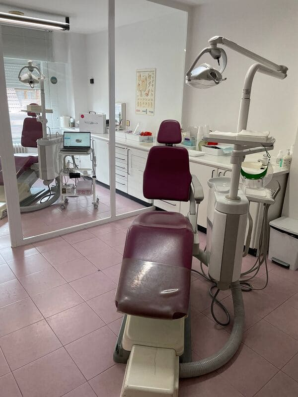 Ortodoncia Exclusiva Dra. María Jesús Díez García CLINICAS DENTALES