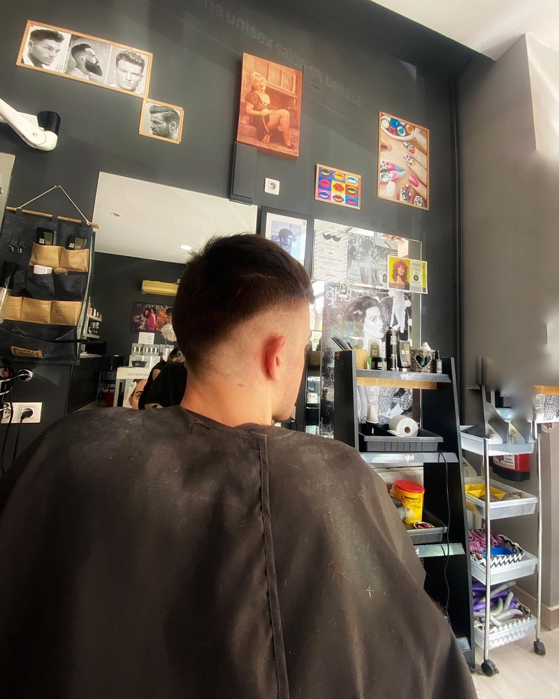 Unik Peluquer&iacute;a Y Est&eacute;tica Burgos 6