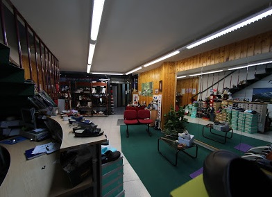 El Rincón del Calzado CALZADO DE SEÑORA Y CABALLERO: ESTABLECIMIENTOS