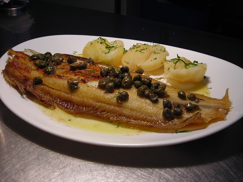 Restaurante-Cafetería La Coronela 27