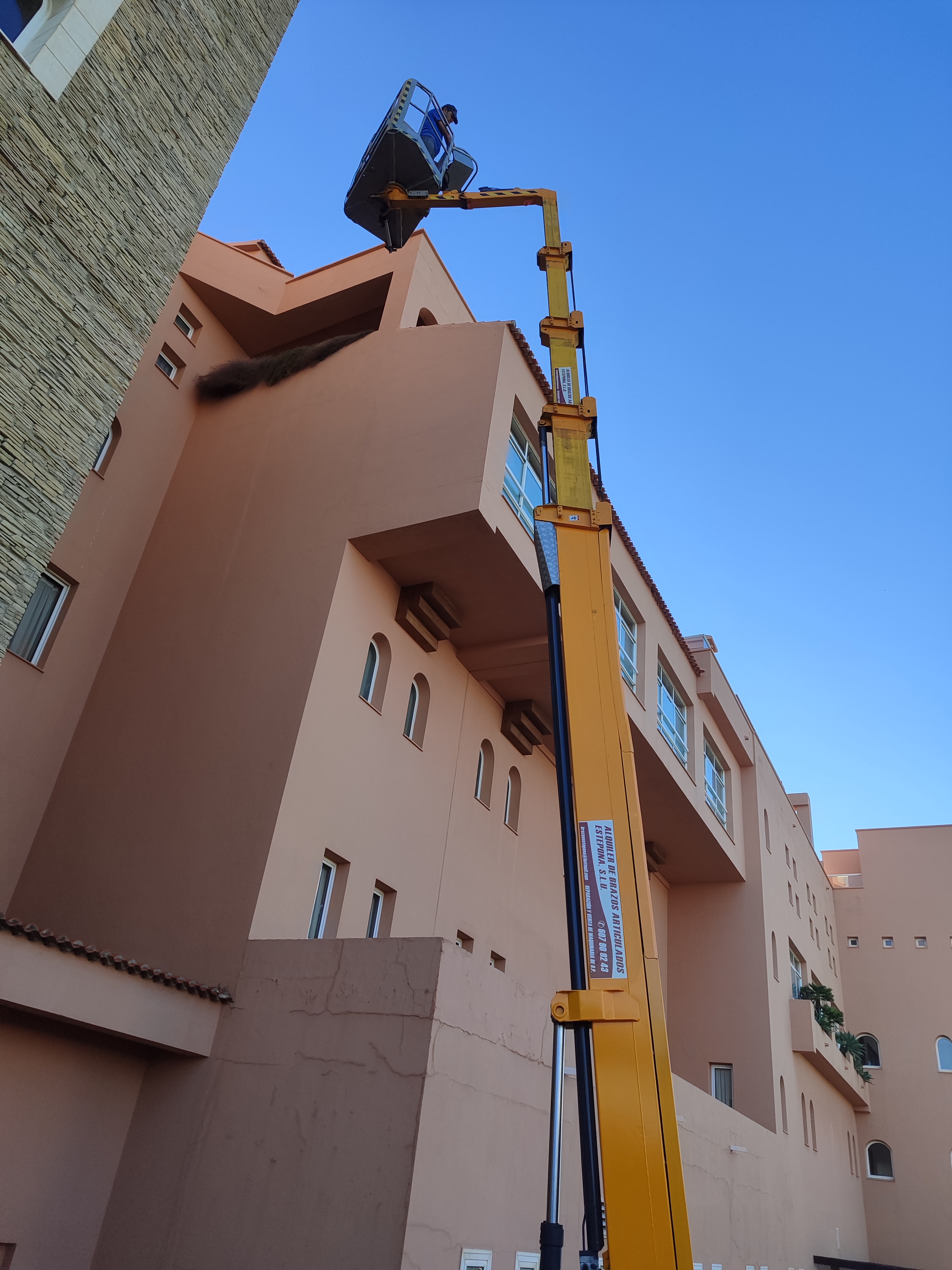 Alquiler de brazos articulados Estepona