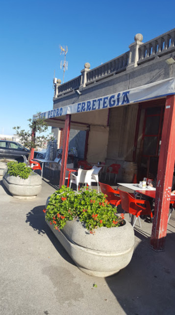 Cofrad&iacute;a San Pedro Asador COCINA MARINERA