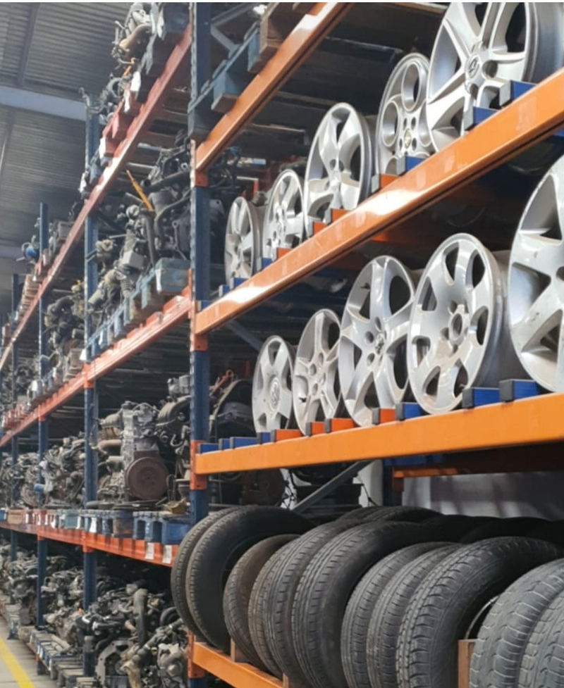 Autodesguace La Palmera - Alfredo De Augusto Sevilla