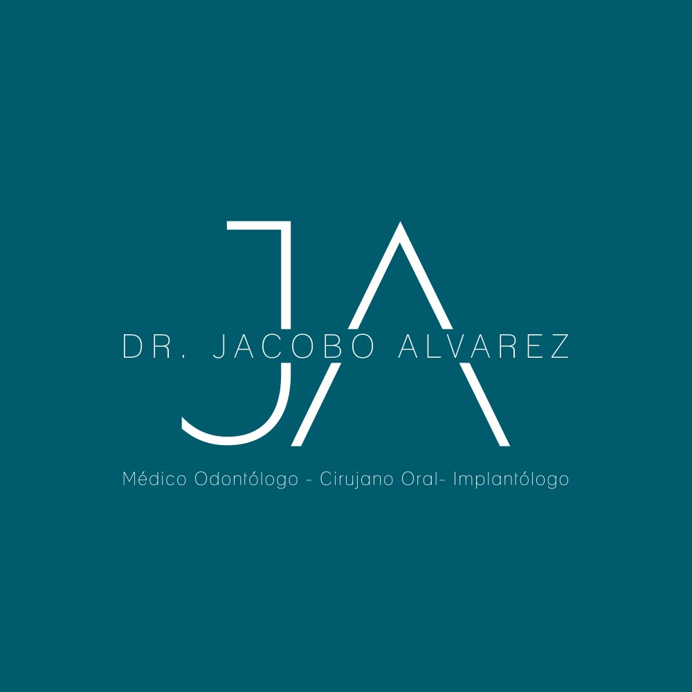 Dr. Jacobo Álvarez