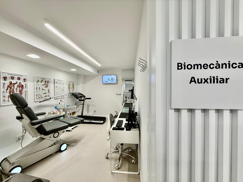 PODOLOG&Iacute;A AVANZADA Dr. Ezquerro 18