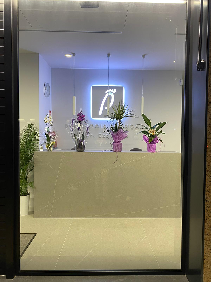 PODOLOG&Iacute;A AVANZADA Dr. Ezquerro 36