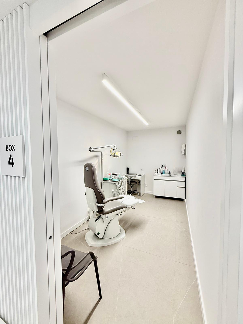 PODOLOG&Iacute;A AVANZADA Dr. Ezquerro 8