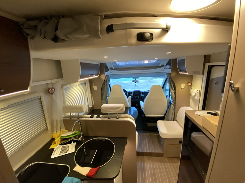 Alquilo Autocaravanas 3