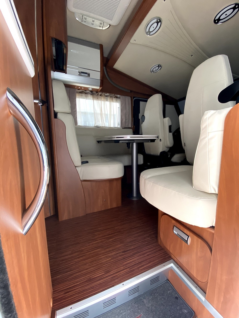 Alquilo Autocaravanas 8