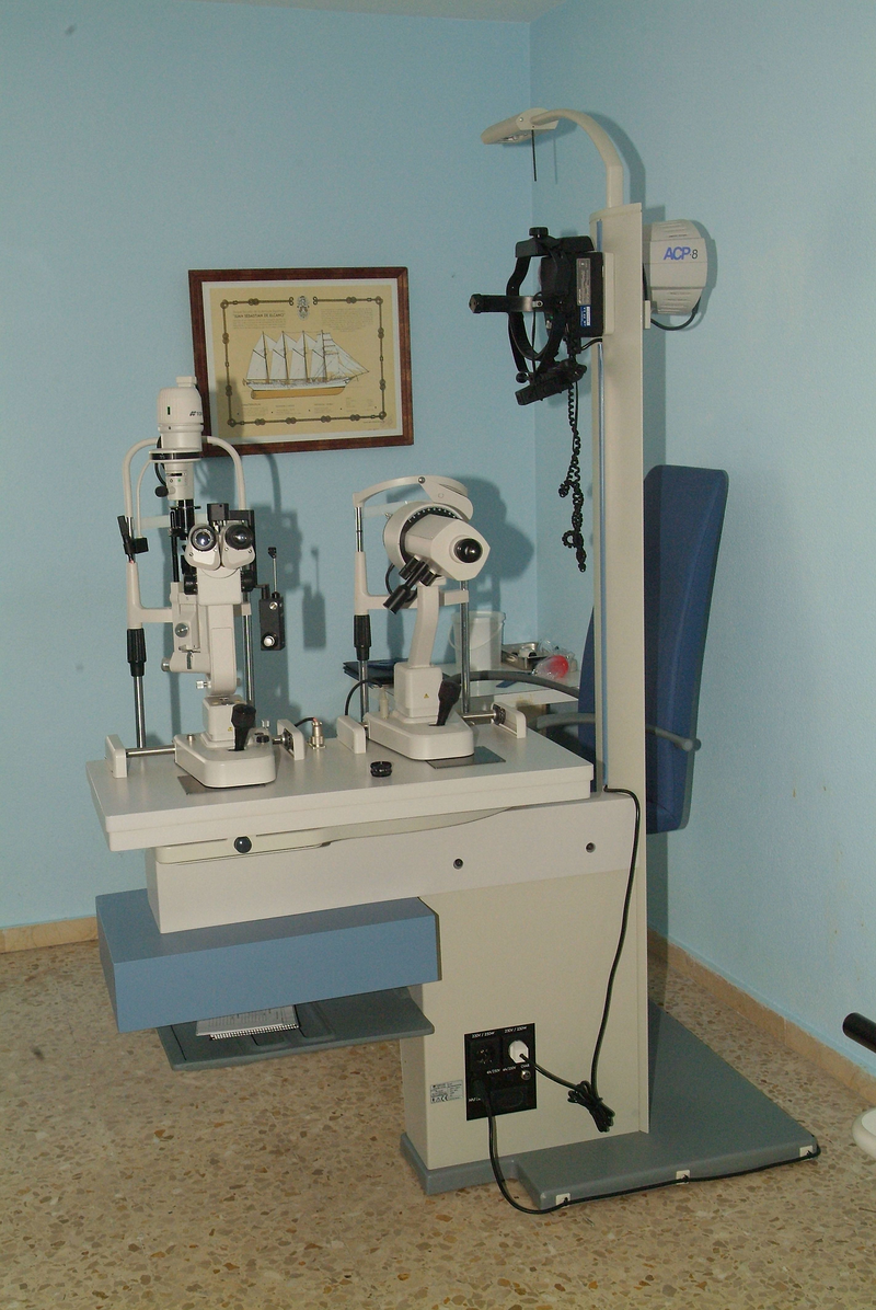 Oftalm&oacute;logo Dr. Antonio Garrido 4