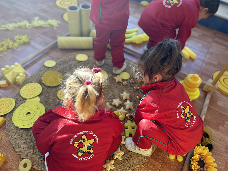 Mini Cole | Centro Educaci&oacute;n Infantil Pu&ccedil;ol y Gilet 2