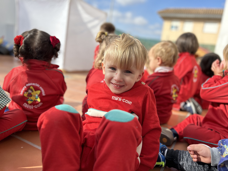 Mini Cole | Centro Educaci&oacute;n Infantil Pu&ccedil;ol y Gilet 6