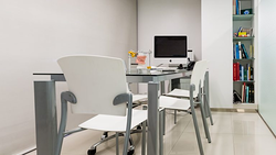 CLÍNICA DENTAL DEN 2 CLÍNICA DENTAL DEN 2