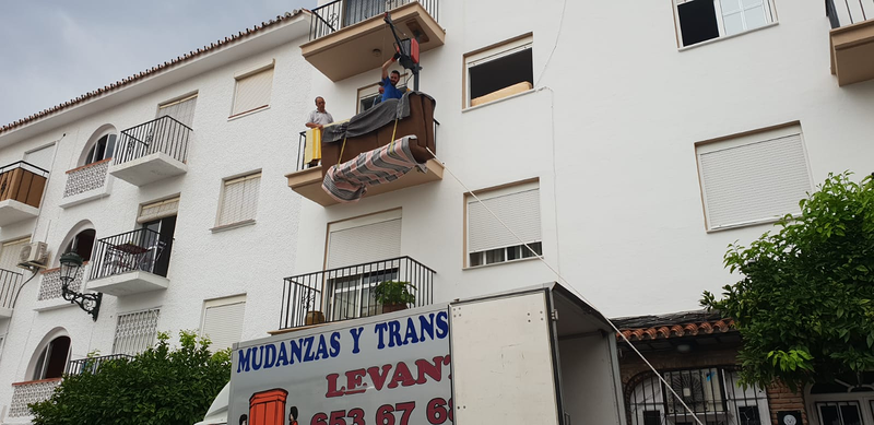 Mudanzas Nerja Levante 21