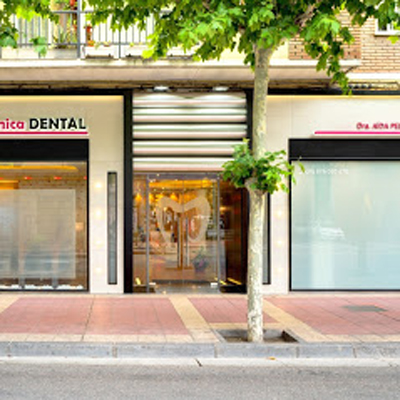 Clínica Dental Aida Pellejero en Las Delicias 45