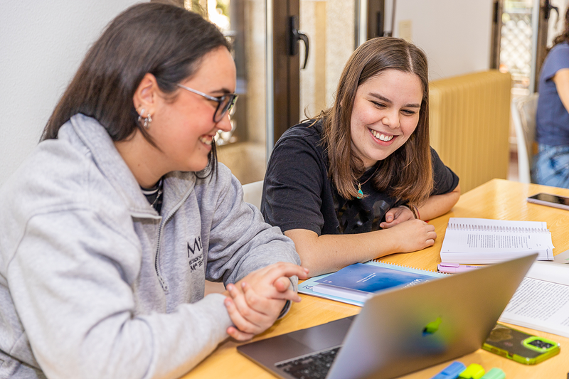 Residencia Universitaria Madre Teresa Rod&oacute;n 9