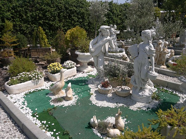 Natura Garden Center 9