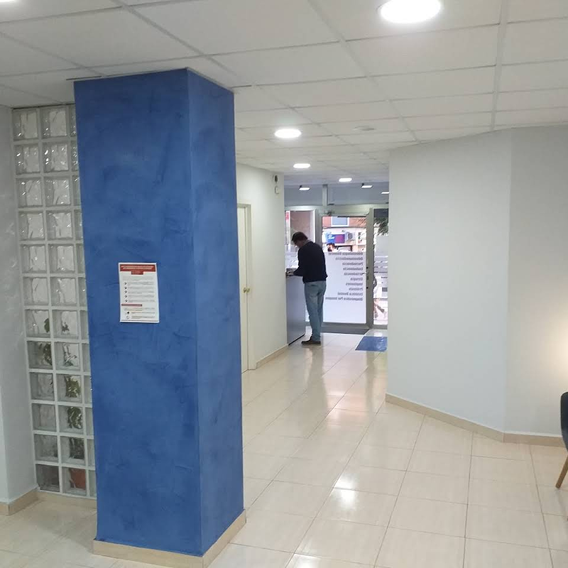 Cl&iacute;nica El Cam&iacute; CLINICAS DENTALES