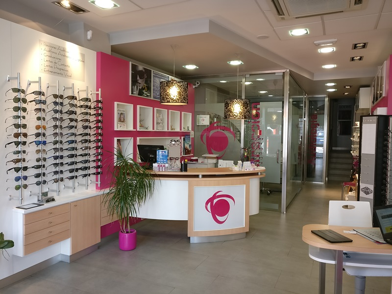 Centro Óptico Y Auditivo Simón Ávila