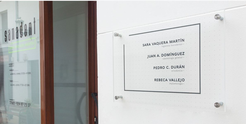 Cl&iacute;nica Dental Sanadent CLINICAS DENTALES